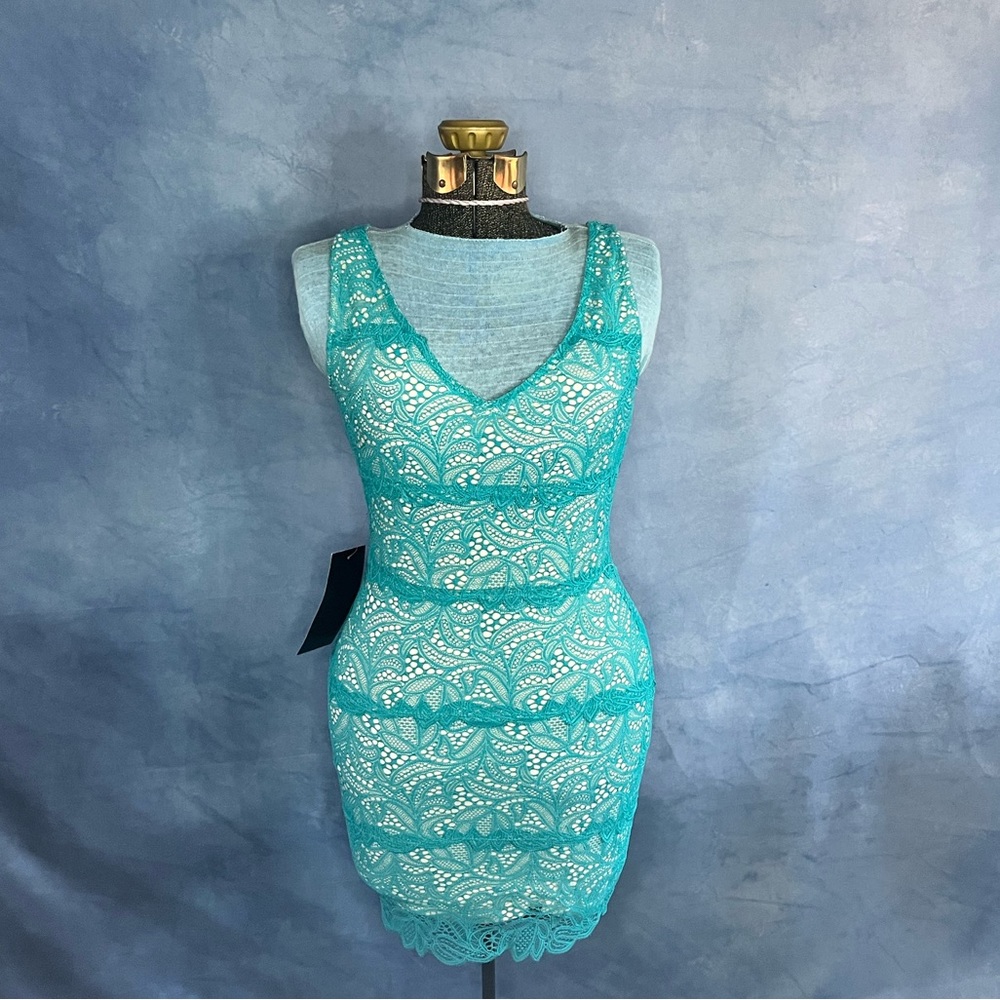 bebe ‘betsy’ teal with nude lined going out dress